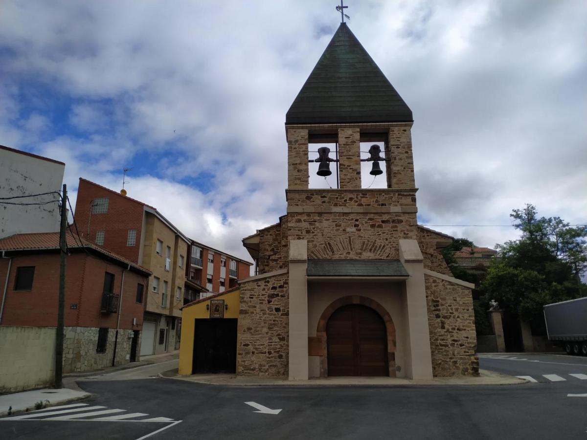 Edificio Valles Del Lupulo أستورغا المظهر الخارجي الصورة